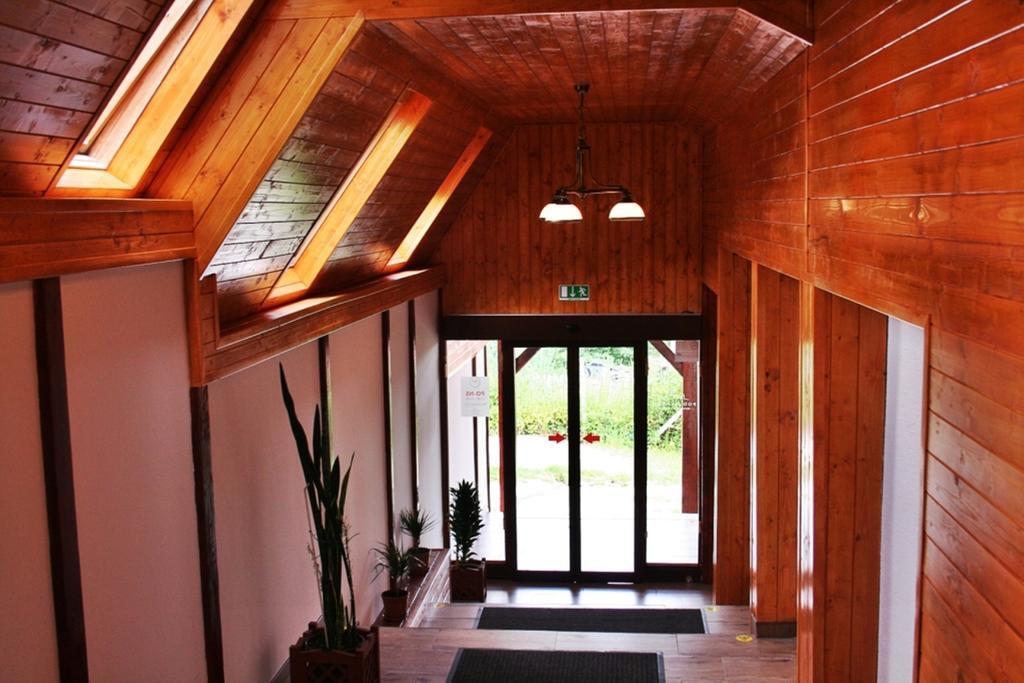 Pod Hradom Restaurant & Pension Topolcany Luaran gambar